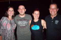 A-fotógrafa-Soraya-Montanheiro-o-consultor-Felipe-Brida-a-cantora-e-compositora-Laura-Finnochiaro-e-o-DJ-Raul-Vax-100_2455