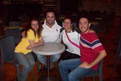 A-idealizadora-do-Expressions-of-Brazil-Bárbara-de-la-Fuente-com-o-promoter-Alberto-Bardawil-a-cantora-e-compositora-Laura-Finocchiaro-e-o-consultor-Felipe-Brida-100_2505
