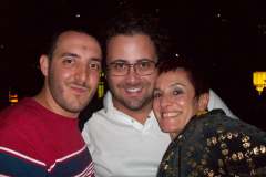 O-consultor-Felipe-Brida-o-promoter-Alberto-Bardawil-e-a-cantora-e-compositora-Laura-Finocchiaro-no-Expressions-of-Brazil-100_2587